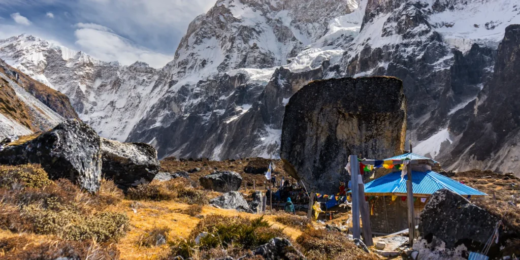 Snow View Trek Mera peak base camp