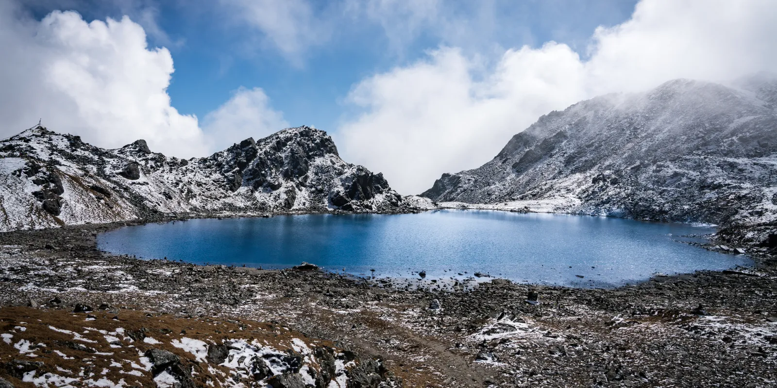 Gosaikunda lake